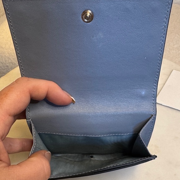 Valentino Garavani Authentic Blue Wallet with Gold Studs Full Inclusion - Picture 14 of 16